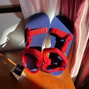 Teva NWT W's Original Universal Sandal 7